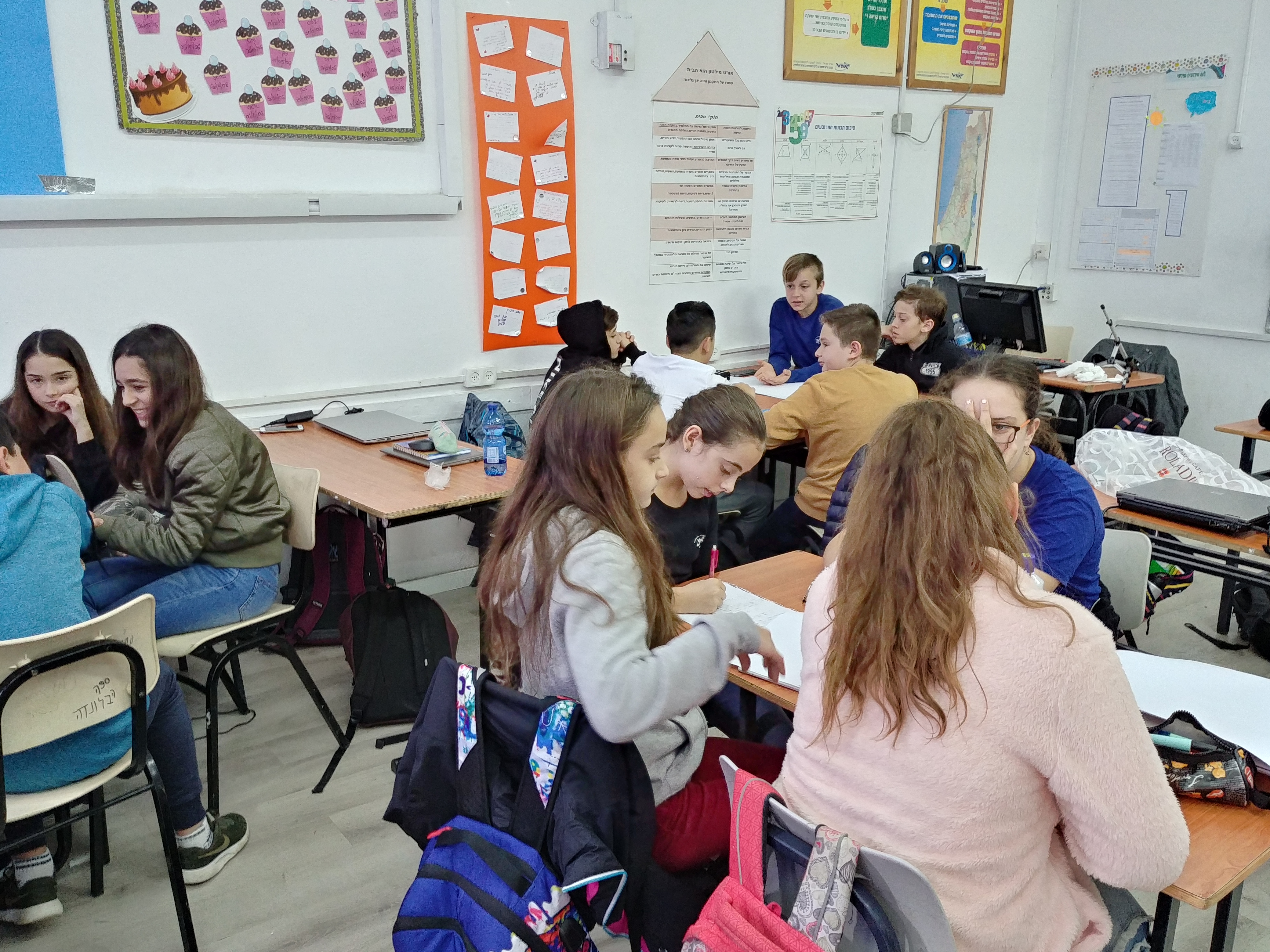 שילוב Low Tech עם Hi-Tech